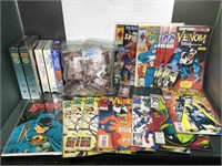 14 Marvel & DC comics, VHS tapes & keychains