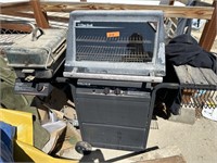 Char Broil deluxe 7000 gas grill. Sunbeam picnic