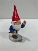 Gnomes unieboek 1980 porcelain 4 in tall