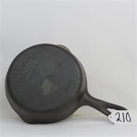 WAGNER WARE SIDNEY -O- # 3 CAST IRON SKILLET