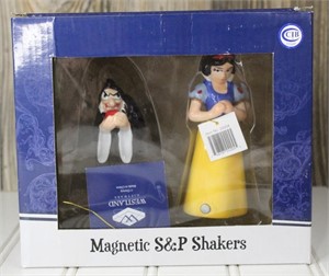 Snow White & Evil Queen Salt & Pepper Shakers