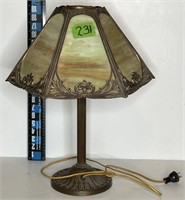 Slag glass heavy lamp 20”
