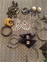 Lot of Assorted Jewelry