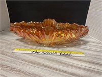 Carnival glass planter, has chip