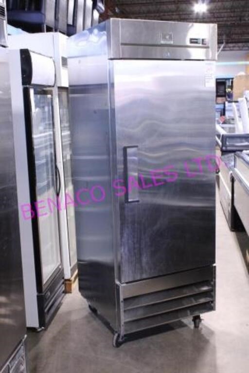 1X,29"x32"x82" KELVINATOR 1DR FREEZER