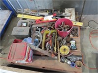 Pallet of assorted hand tools.