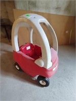 Little Tikes kid's car