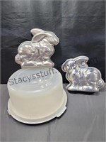 Bunny Cake Pans & Keeper