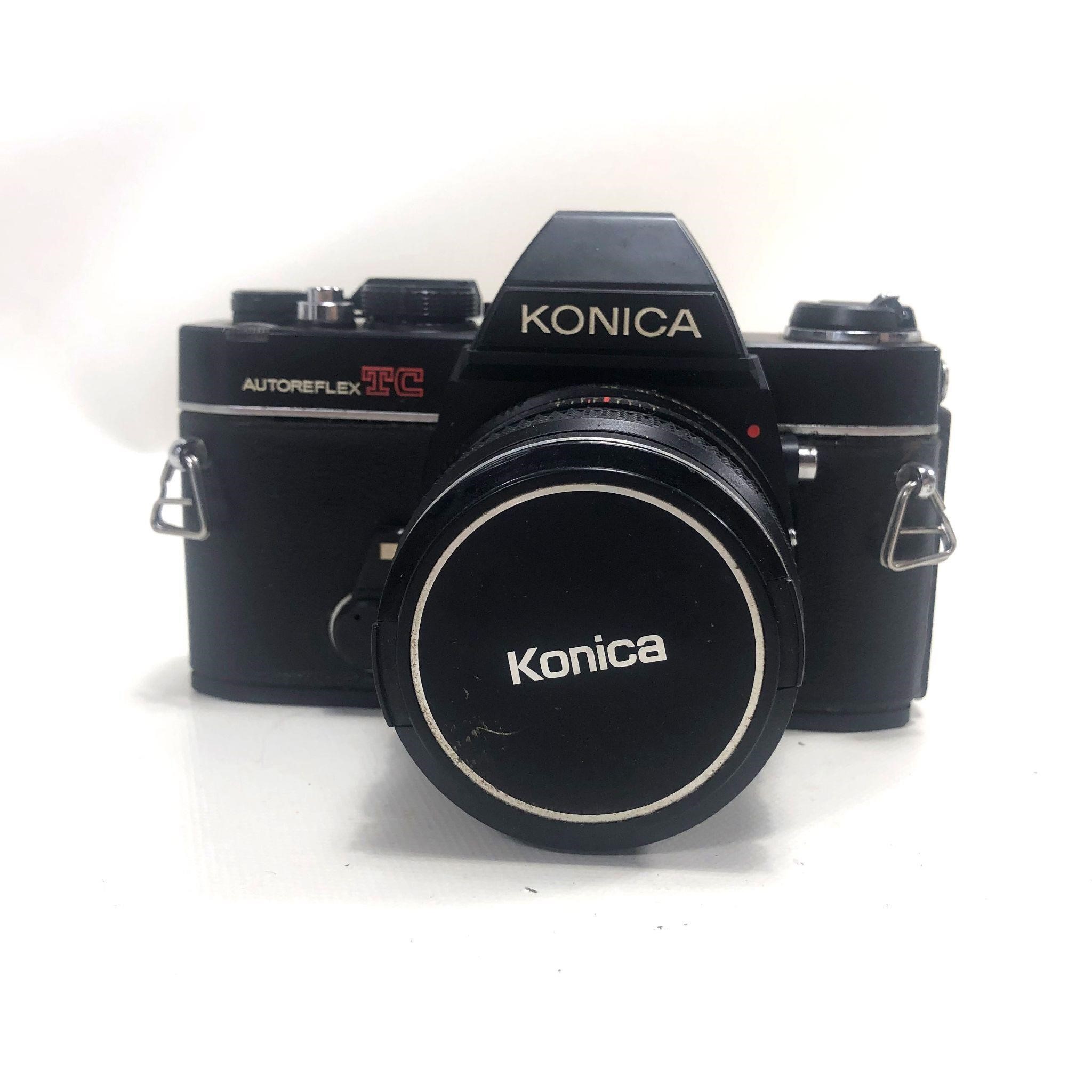 Konica 35mm Film Camera w/Lens