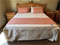 King bedding set : comforter, blanket, pillows,