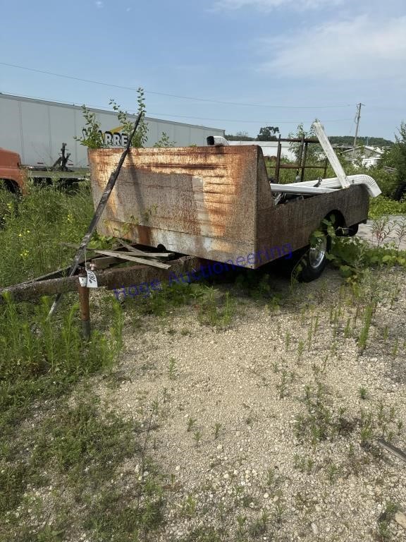 PIN HITCH TRAILER 7FT X 8FT -CONTENTS NOT INCLUDED