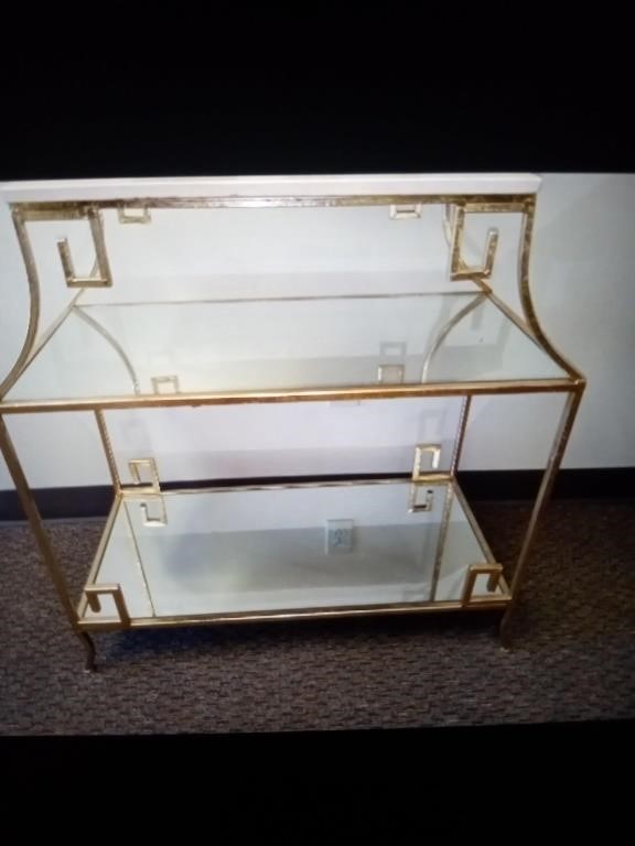 Nice display shelf with two mirror shelves and