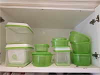 Assorted Tupperware