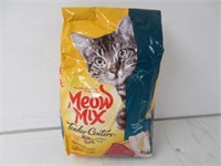 "As Is" Meow Mix Tender Centres Cat Food, Tuna &