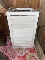 Wooden Louvered lantern with rope handle