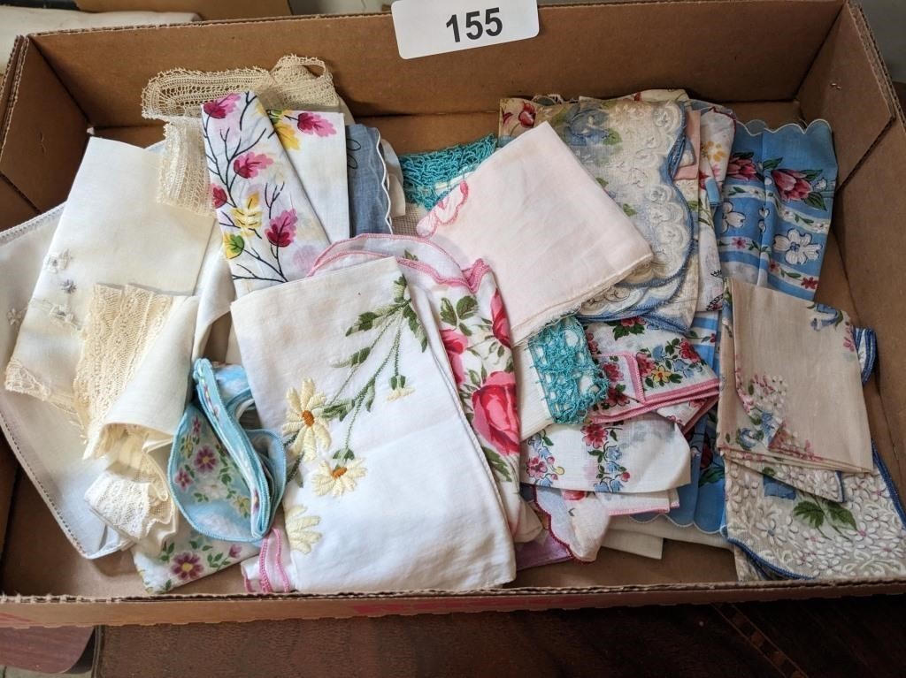 Vintage Hankies Handkerchiefs