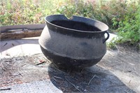 Cast Iron VINTAGE Wash Pot