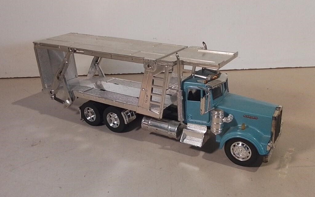 Diecast Car Hauler Tractor & Trailer