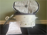 GE Slow Cooker w/ Case and manual