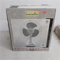 Luminaire 12 inch table fan