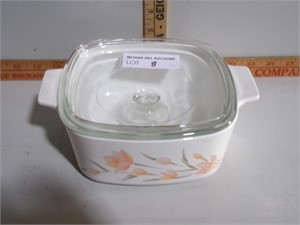 1 piece corning ware with lid