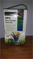8 piece kids garden tool set new in box