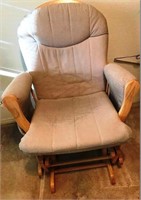 810 - TAN ROCKING CHAIR