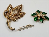 Lot of 3 Brooches