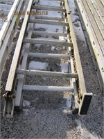 Aluminum ext. ladder (may need repair) -