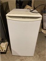 Denby Small Refrigerator DCR34W