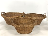 Set of 3 wicker nesting baskets