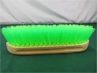 BODY BRUSH COLOR  NEON GREEN 13406