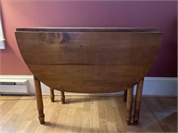 Country drop leaf gate leg table