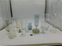 CLLECTION OF GLASS VASES