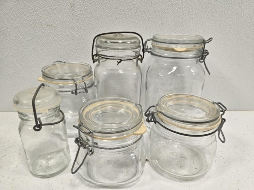 Lot of 6 glass jars