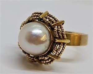 14KT Gold & Pearl Ring