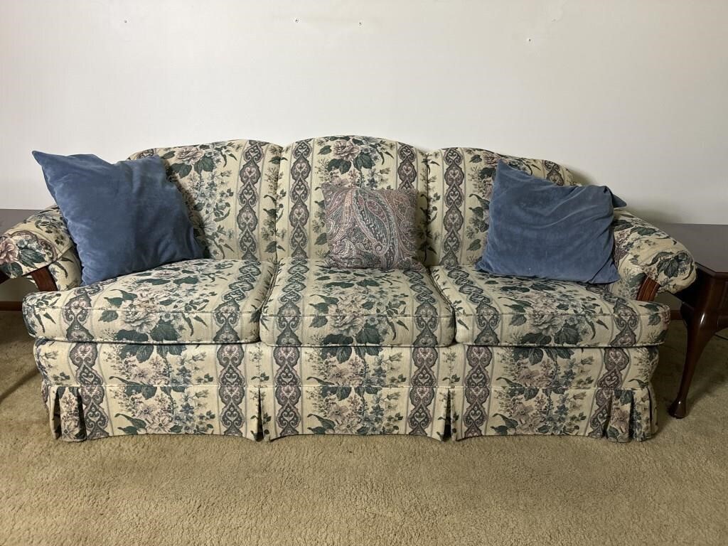 Smith Bros Couch (flowers)
