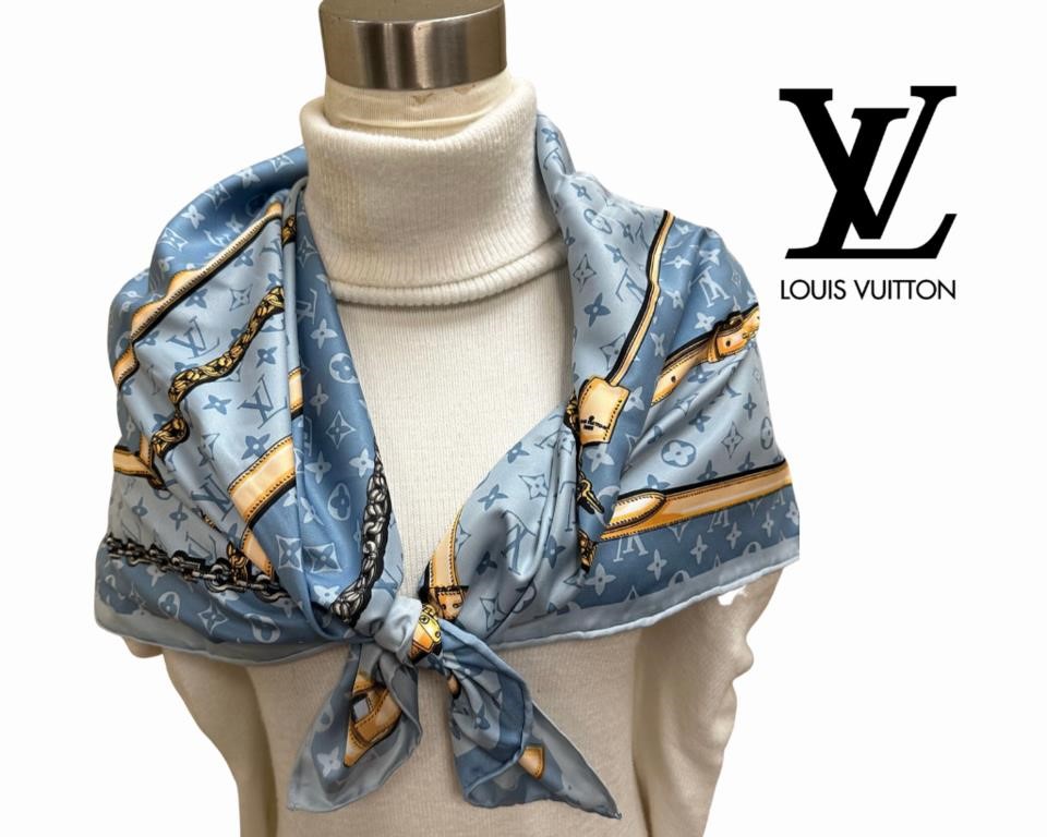 Sold at Auction: Louis Vuitton, Louis Vuitton Louis Vuitton scarf