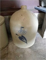 5 gallon shoulder jug crock *handle is broken off