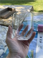 28 stemless wine glasses (plastic)