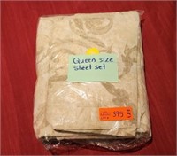 Queen size Sheet Set. Flat sheet, fitted sheet