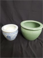 Porcelain and ceramic pots