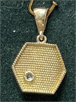 $330 10K  0.94G Diamond  Pendant