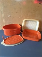 Tupperware 2 containers and 2 lids and 1 lift tray