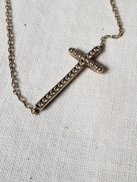 STERLING SILVER CROSS NECKLACE