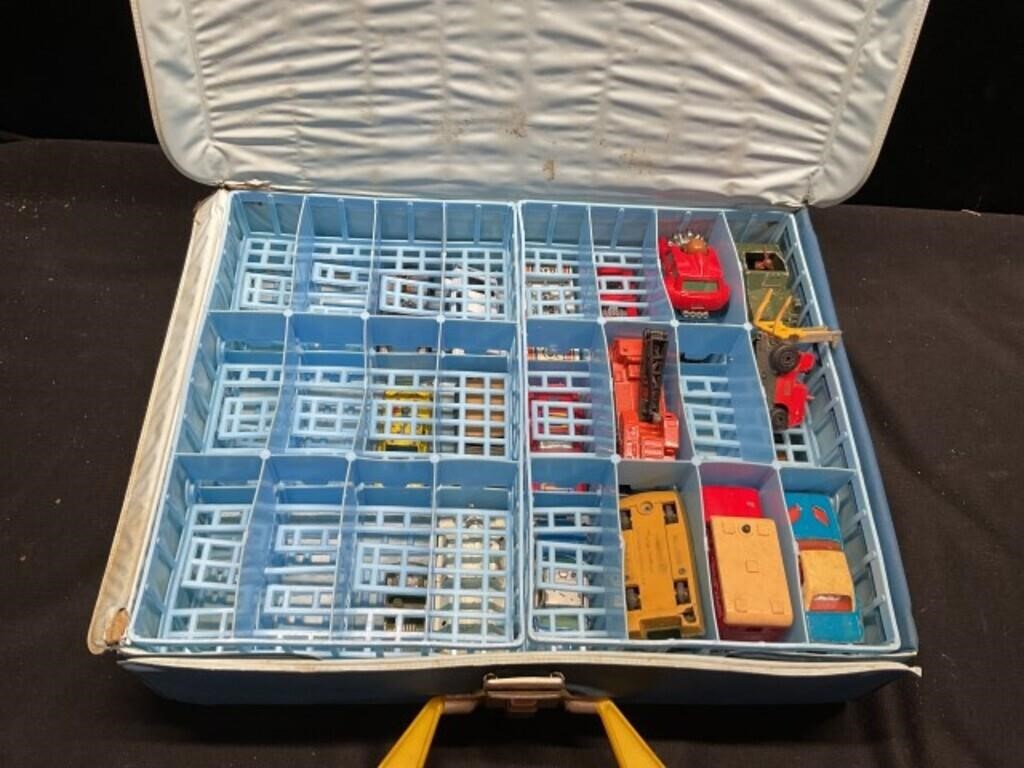 Matchbox Carrying Case And Cars