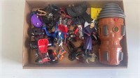 Action figures and accessories lot