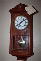 ANTIQUE TIME WALL CLOCK WORKING