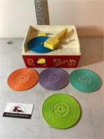Fisher-Price music box record player works as it