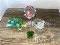 Glass frog figures